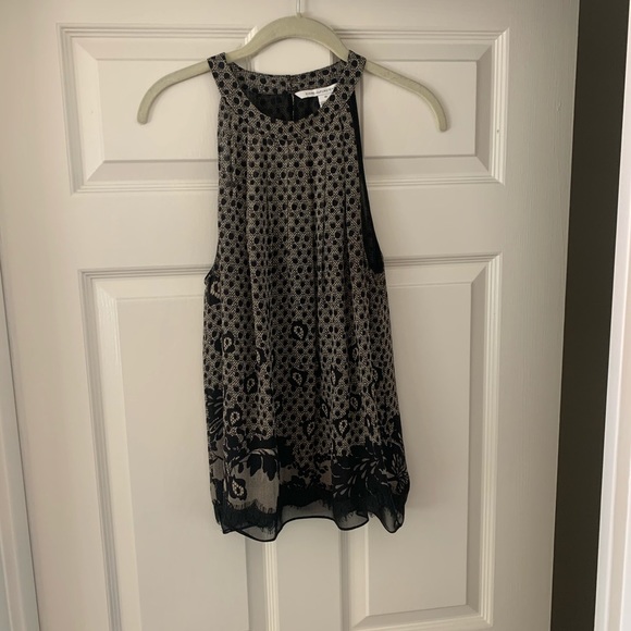 DVF Parvati Printed Lace Chiffon Top - Picture 3 of 6